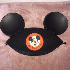 NWOT Disney mickey ear hat